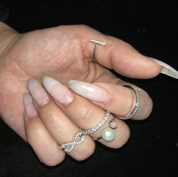 Variety of Rings - Picture 5 of 11